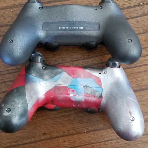 SONY PS4 CONTROLLERS **SOLD AS IS** - Picture 2 of 3